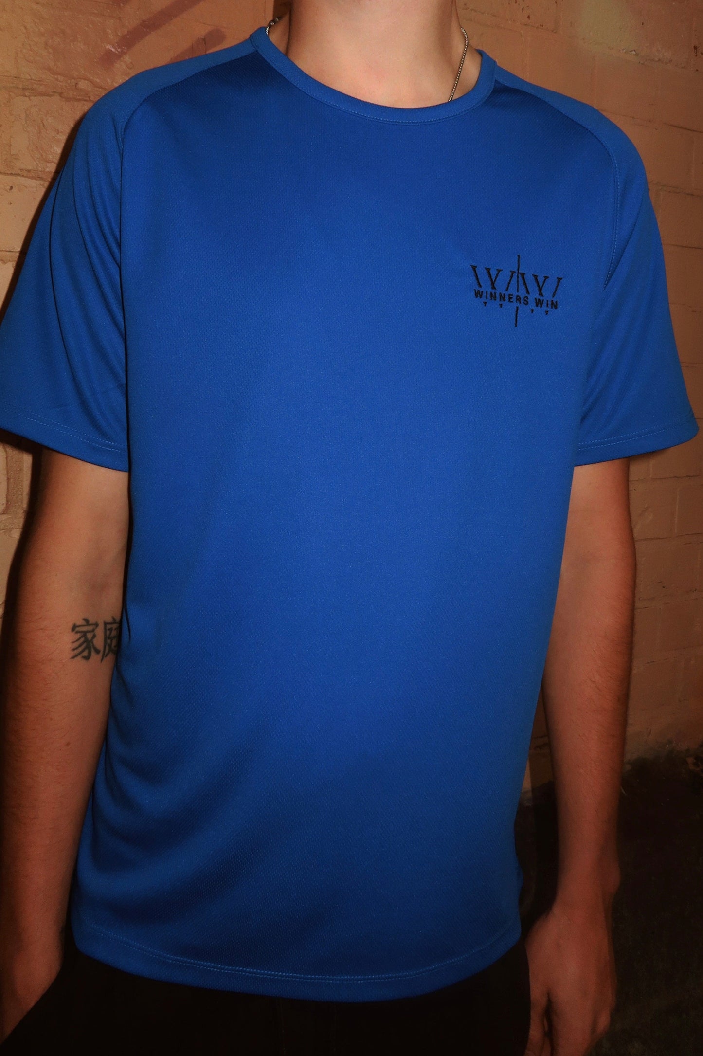 Winners Win dark blue cotton t-shirt